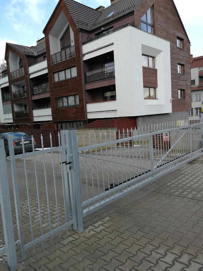 Apartament Jelenia Gora - Cieplice Esterno foto